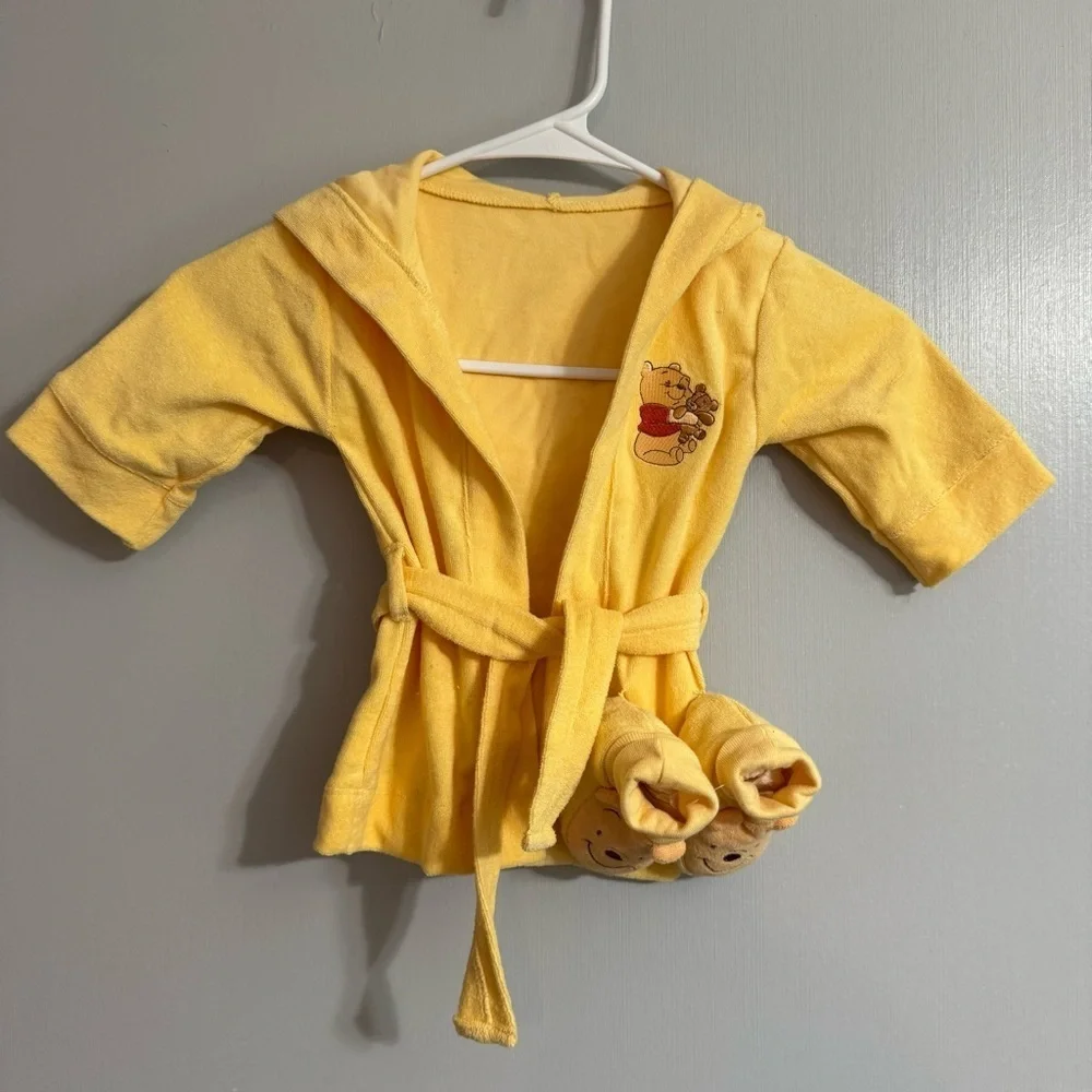 Disney Baby Winnie The Pooh Soft Yellow Cotton Robe Size 3 Month